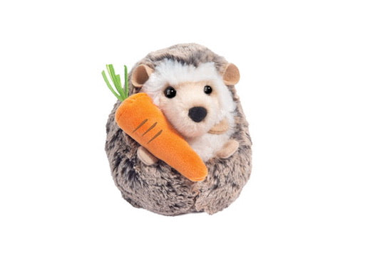 Spunky Hedgehog w/Carrot