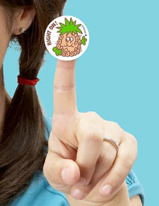 Right On! Pineapple Scratch 'n Sniff Stinky Stickersgö¼-½