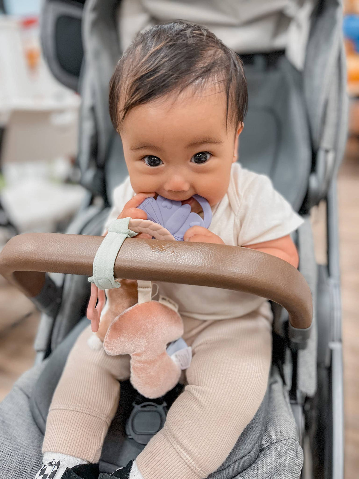 Bitzy Busy Ring™ Teething Activity Toy: High Contrast