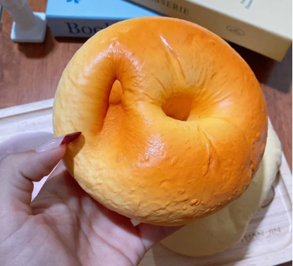 Super Soft PU Realistic achimi Bagel Squeeze Toy