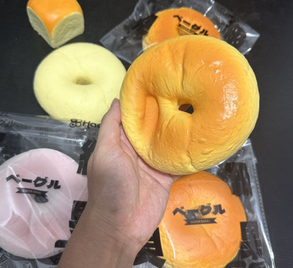 Super Soft PU Realistic achimi Bagel Squeeze Toy