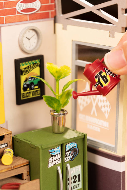 DIY Miniature House Kit: Garage Workshop