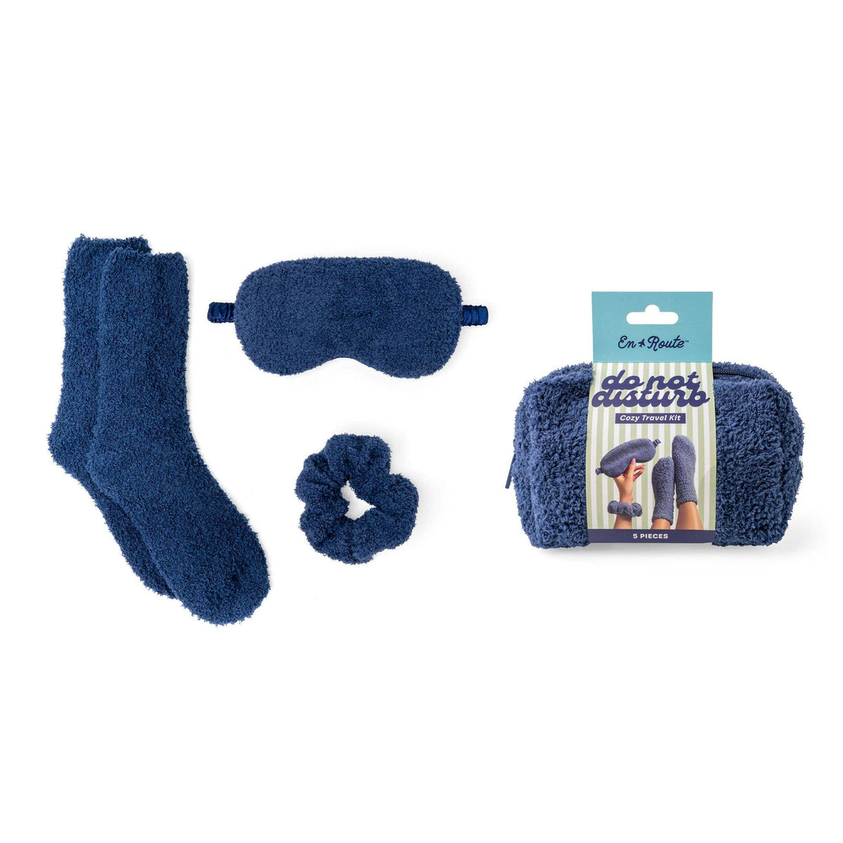 En Route Do Not Disturb Cozy Travel Kit Assortment